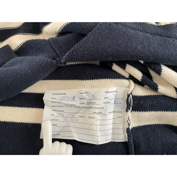 Free People Sweater Dress Size Medium Knit Striped Navy White Buttons - Picture 8 of 8